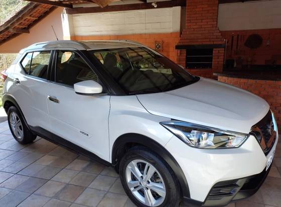 NISSAN KICKS 1.6 16V FLEXSTART S 4P MANUAL